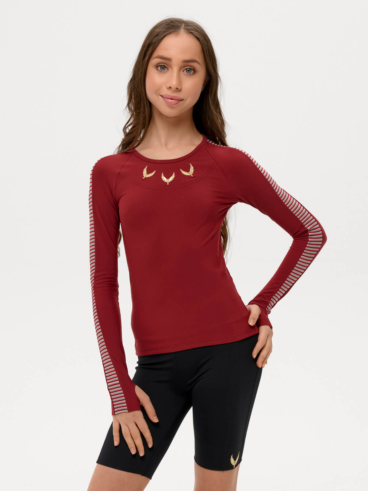 Лонгслив с вырезом под палец - 0453