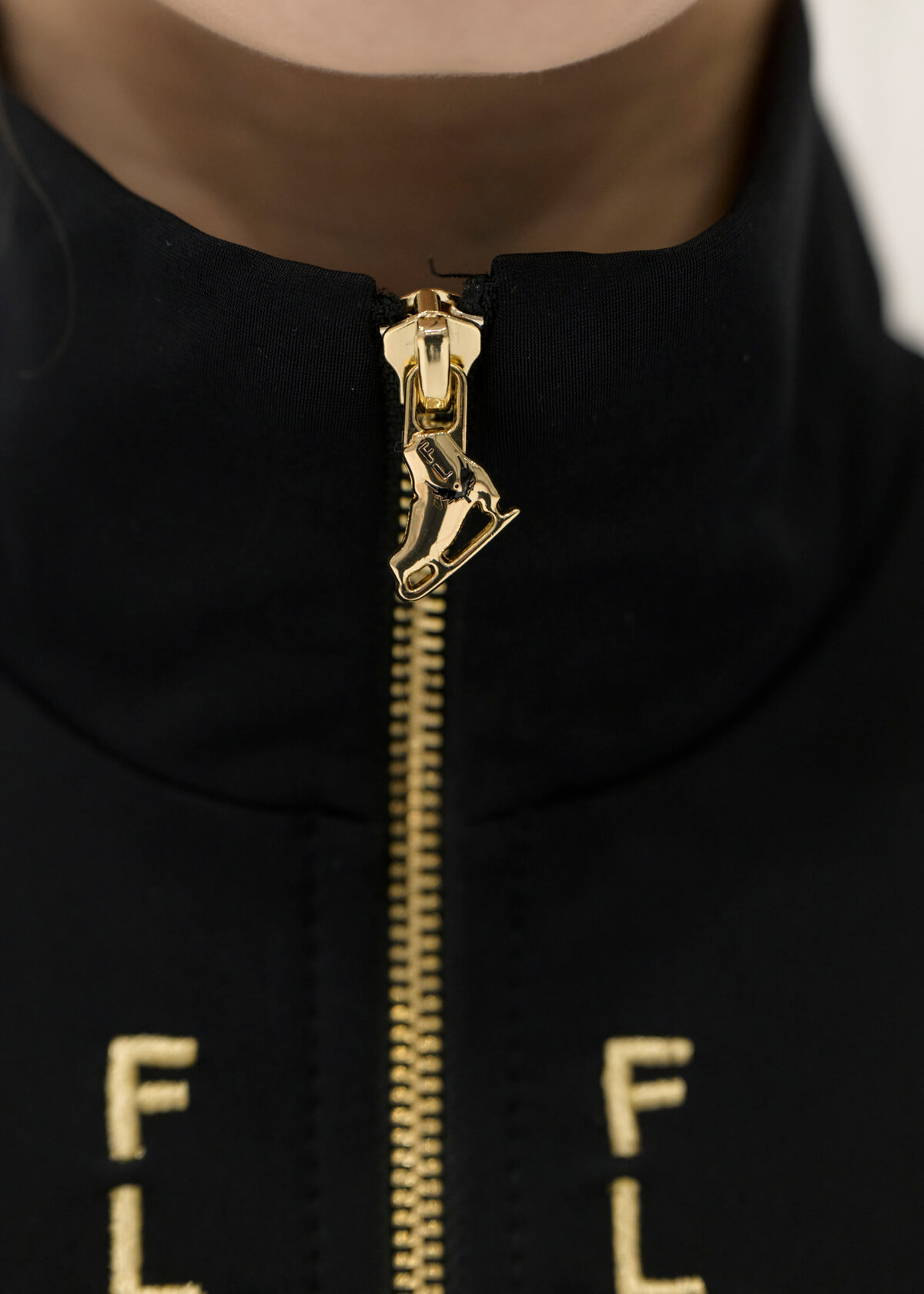 Костюм чёрный – 0059